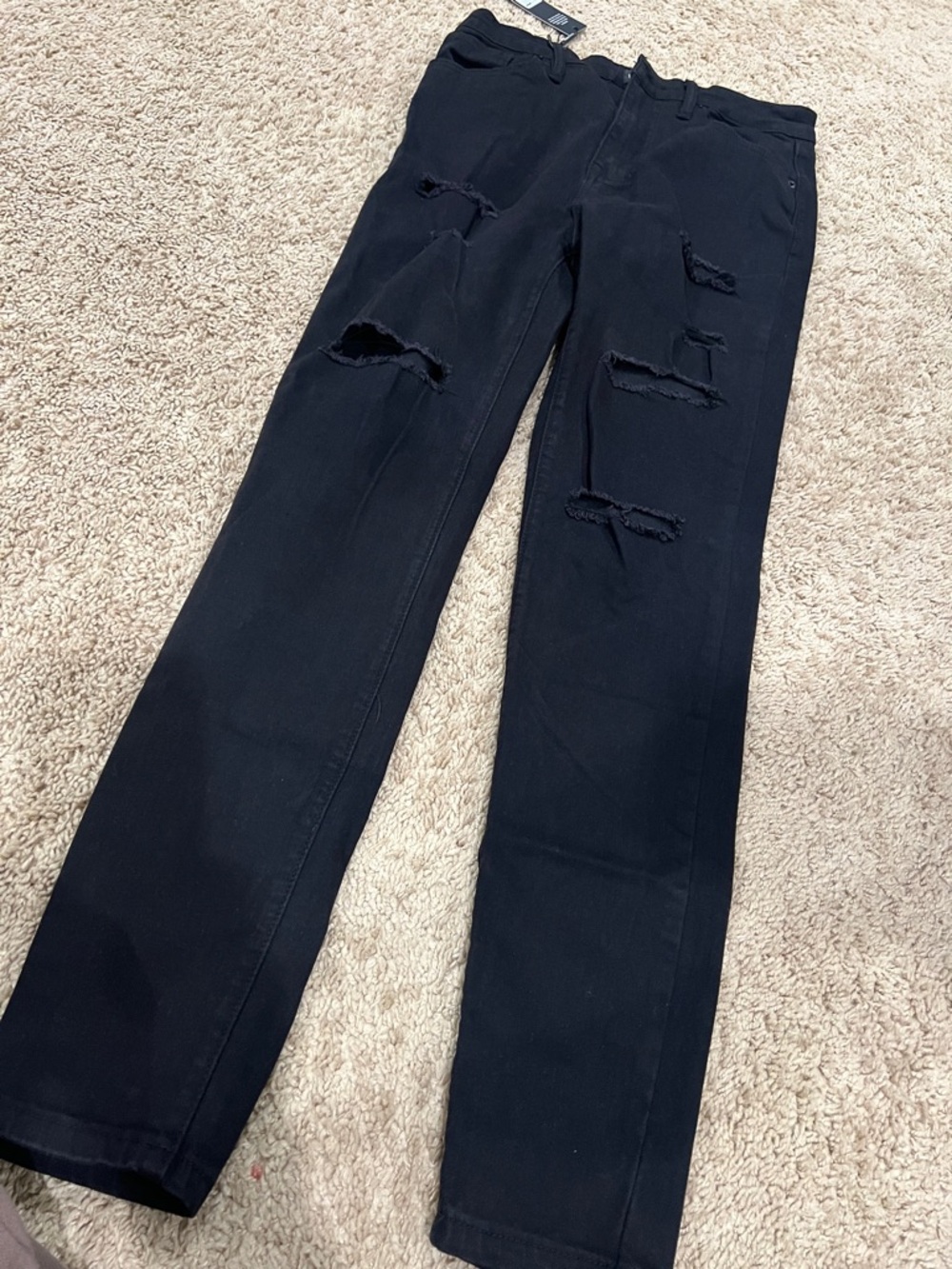 Fashion NovaBlack Ripped Skinny Jeans